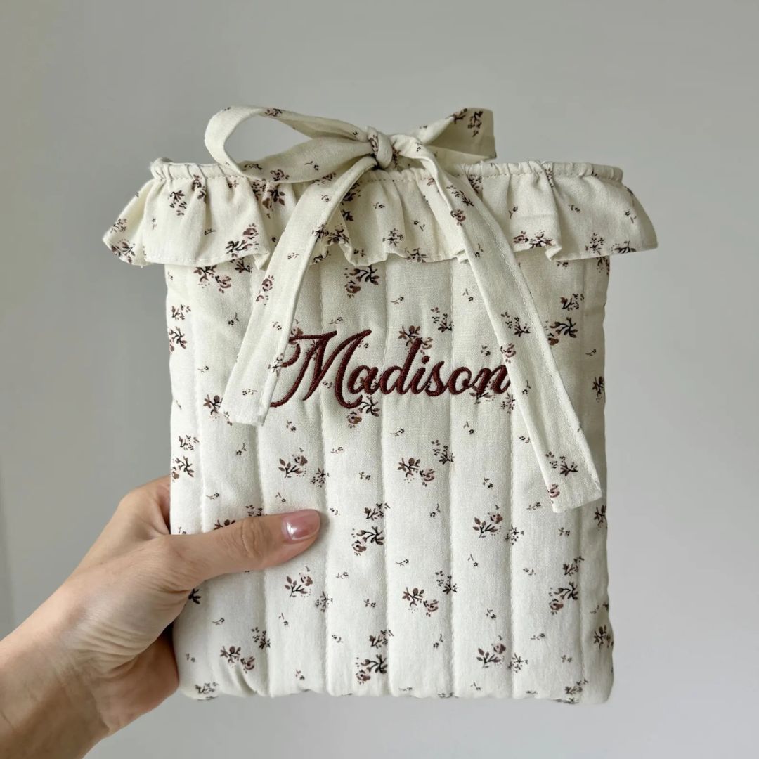 book-lover-gift-guide-monday-notes