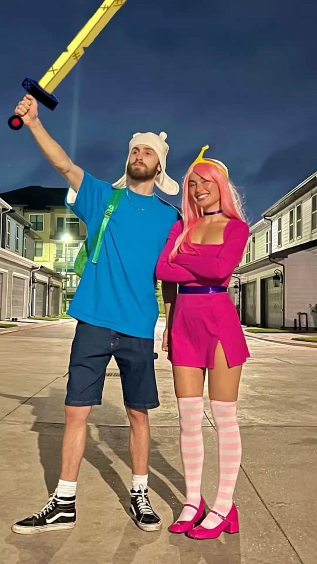 halloween-costumes-monday-notes (5)