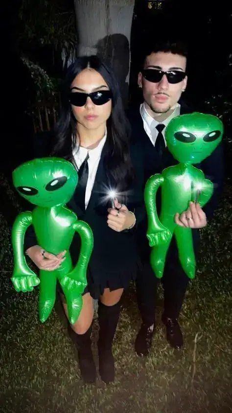 halloween-costumes-monday-notes (7)