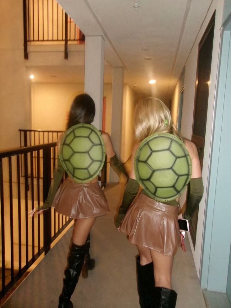 halloween-friends-costumes-monday-notes1